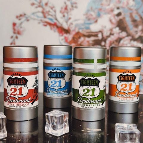  Lăn khử mùi 18.21 Noble Oud 