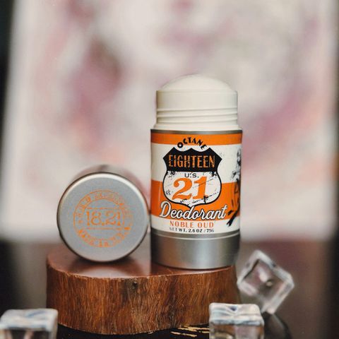  Lăn khử mùi 18.21 Noble Oud 