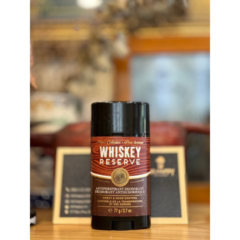  Lăn khử mùi Bath & Body Works Whiskey Reserve 