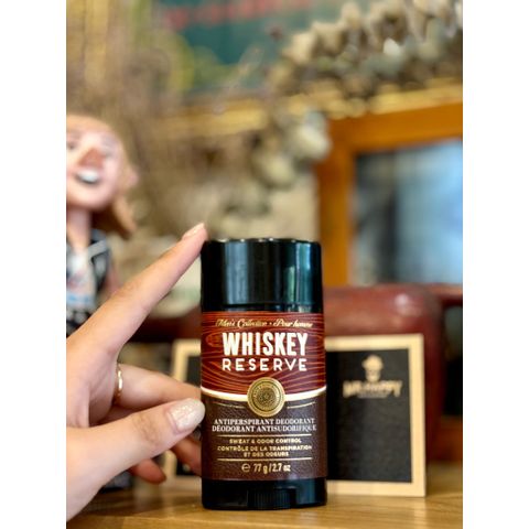  Lăn khử mùi Bath & Body Works Whiskey Reserve 