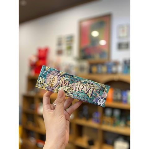  Kem đánh răng Marvis Sinuous Lily 75ML 