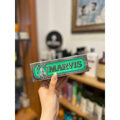  Kem đánh răng Marvis Classic Strong Mint 85ml 