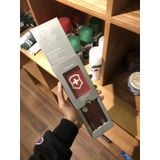  Bộ dụng cụ móng Victorinox Swisscard Nailcare Đỏ 0.7240.T 