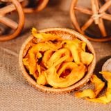  Xoài sấy -dried mango (hủ) 