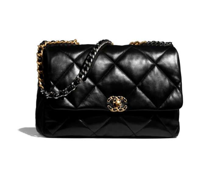  Chanel 19 Maxi 