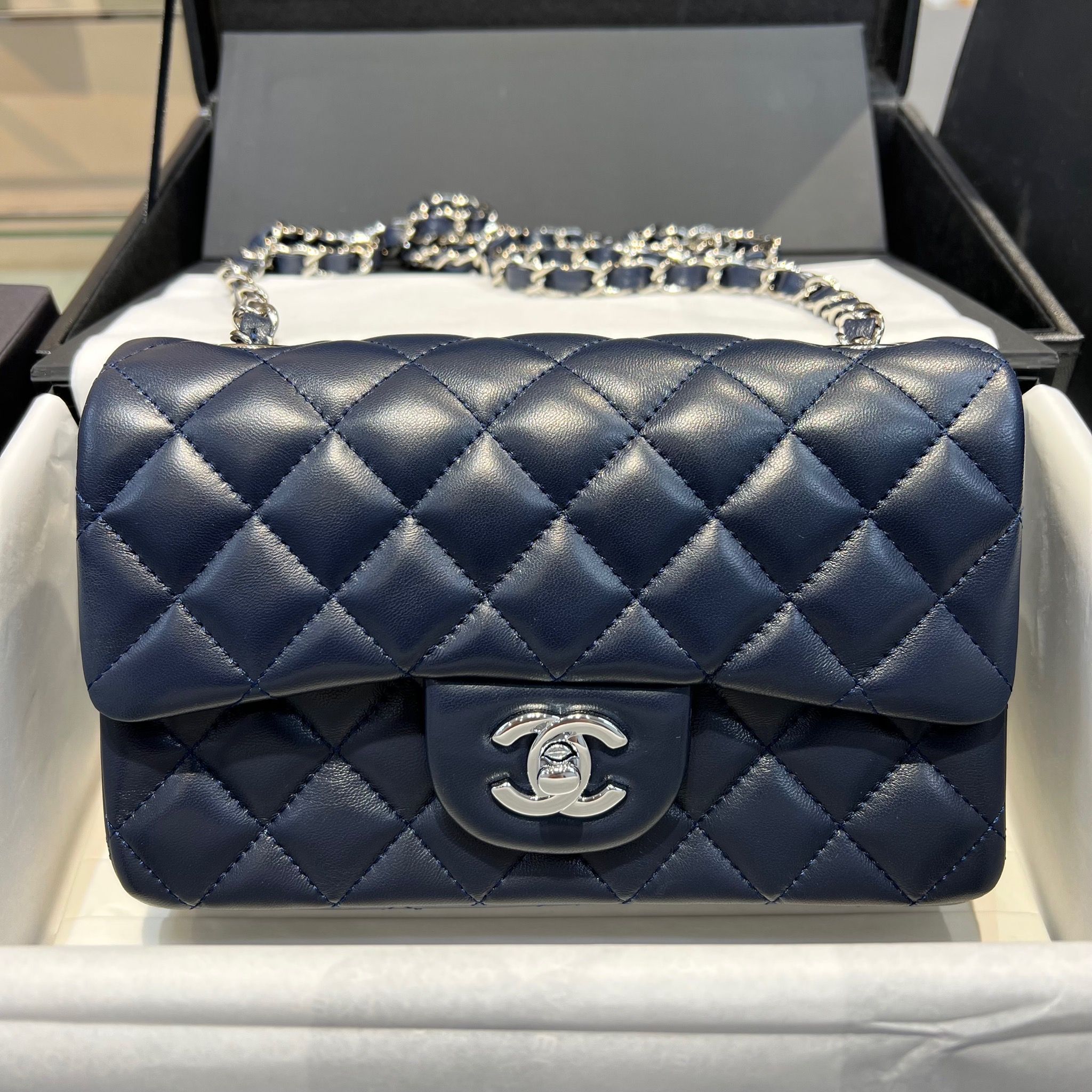  Chanel Small Calfskin 