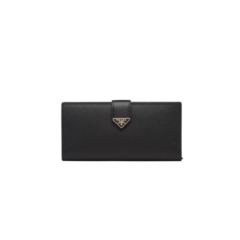  Large Saffiano Snap Closure Wallet 