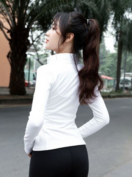 Áo khoác thể thao nữ Reeta A2348