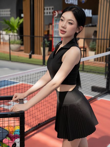 Áo croptop polo sát nách nữ Reeta A3051