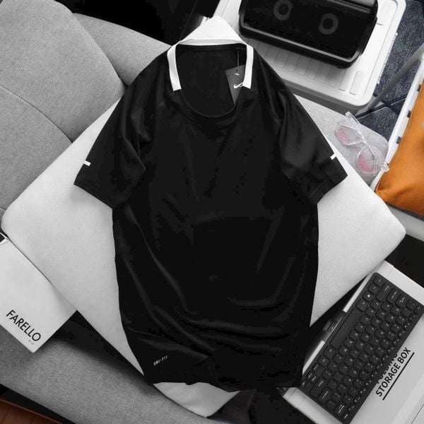 A2299 Áo Tshirt Nam Reeta