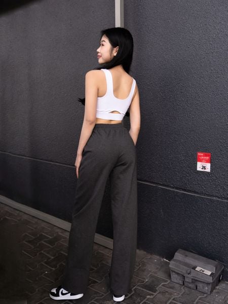 Quần dài thể thao nữ phom rộng ống suông A2522