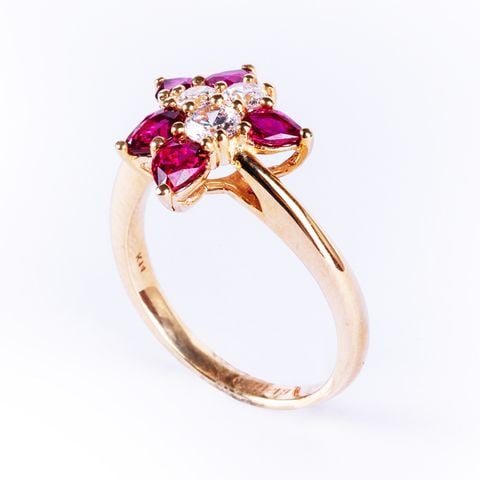 Nhẫn vàng K14YG đính Ruby Calista ADRG05155