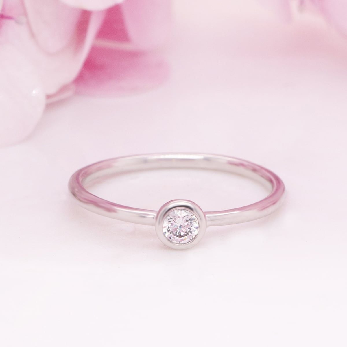  Nhẫn Vàng K10WG đính CZ Calista ABRG60048 