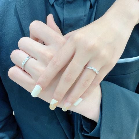Nhẫn Cưới Vàng K18WG đính Kim cương