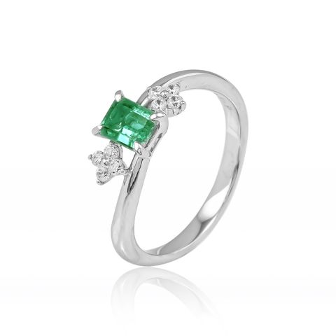 Nhẫn Vàng K14WG đính Emerald Calista ERG70011