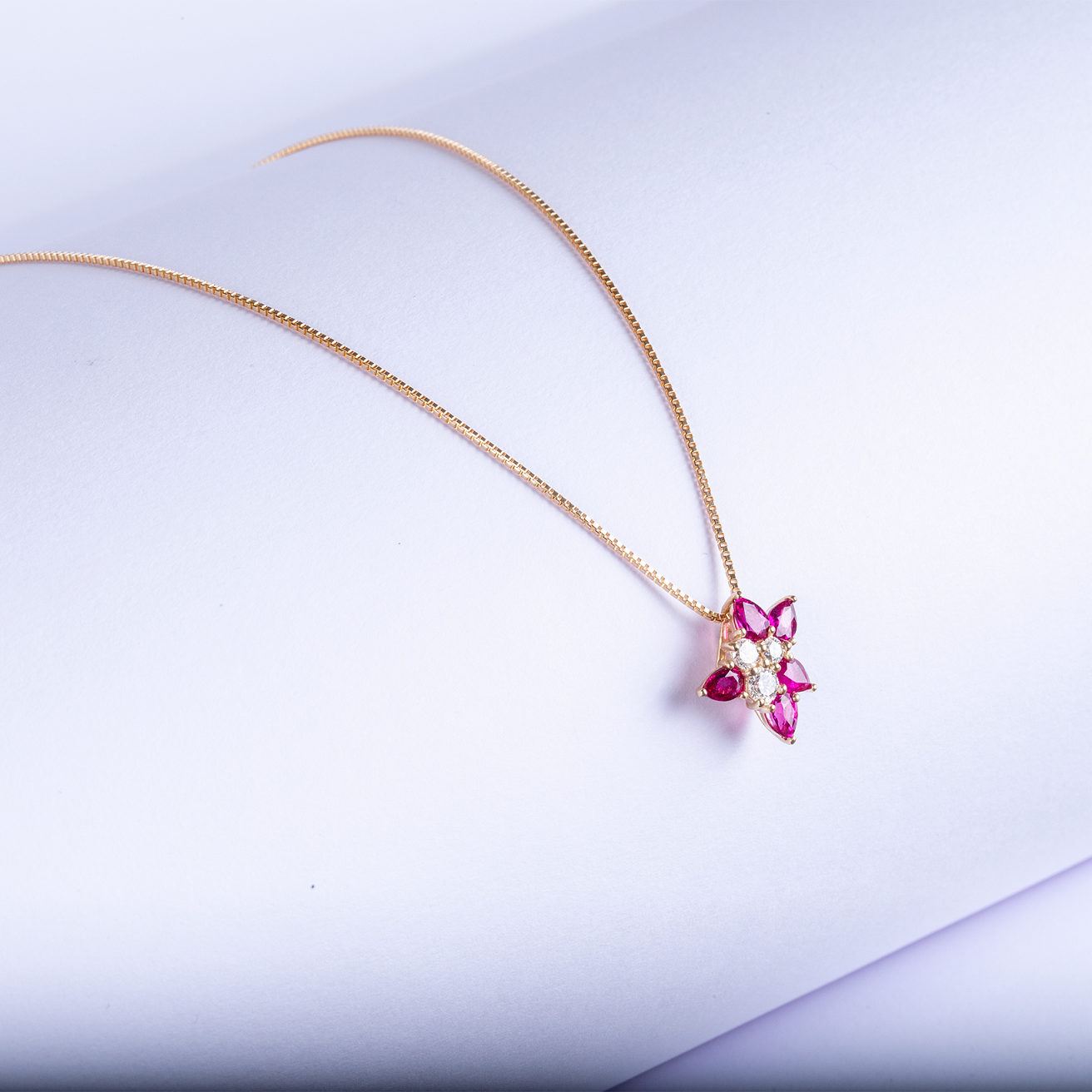  Mặt dây chuyền vàng K14YG gắn đá Ruby Calista Đá Màu ADPD05155 