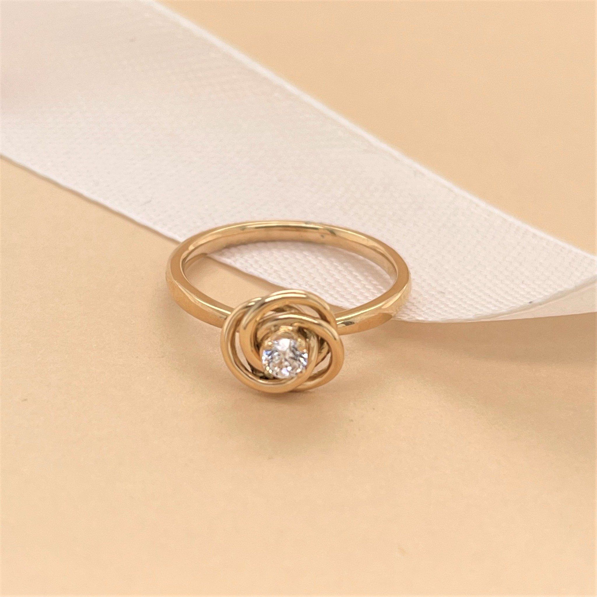  Nhẫn Vàng K18YG đính CZ Calista LGRG01311 