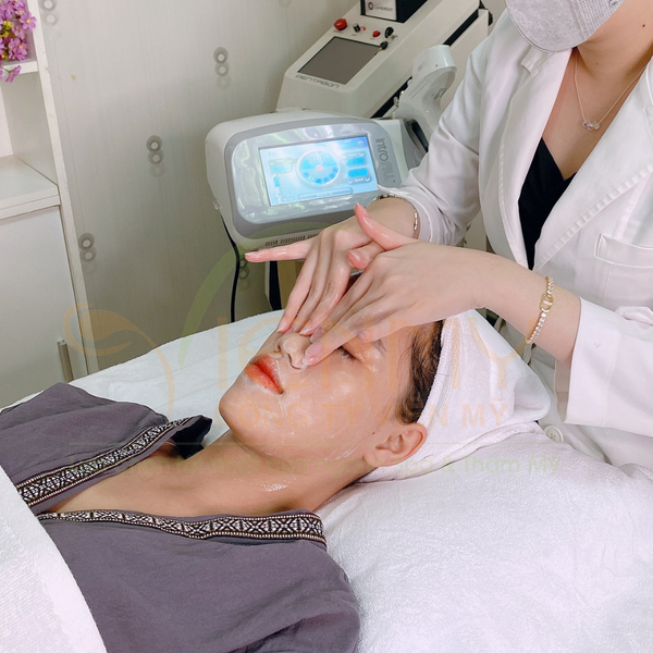  Sữa rửa mặt Hoa Cúc Vàng + Trà Xanh - Zencos 