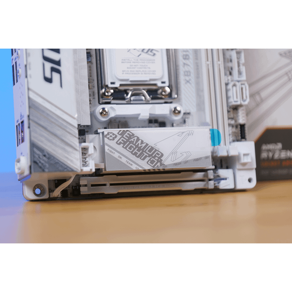 Mainboard Gigabyte X870I AORUS PRO ICE (rev. 1.0) 