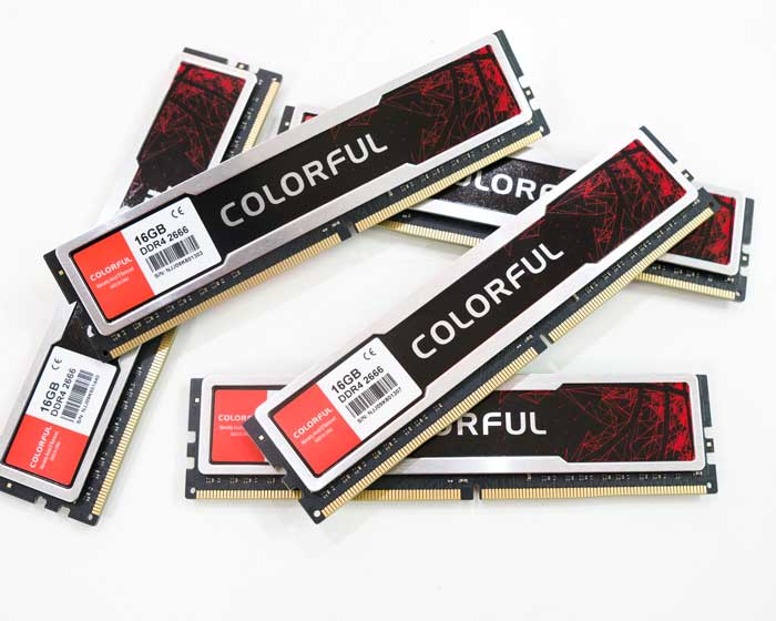 COLORFUL DDR4 16GB(8x2枚） 2666MHz メモリ Ram DDR4 Colorful 16G/2666 Tản Nhiệt (BAPC16G2666D4S8 Y5CE19