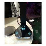  Nút nguồn Fami Alienware kèm giá treo tai nghe 