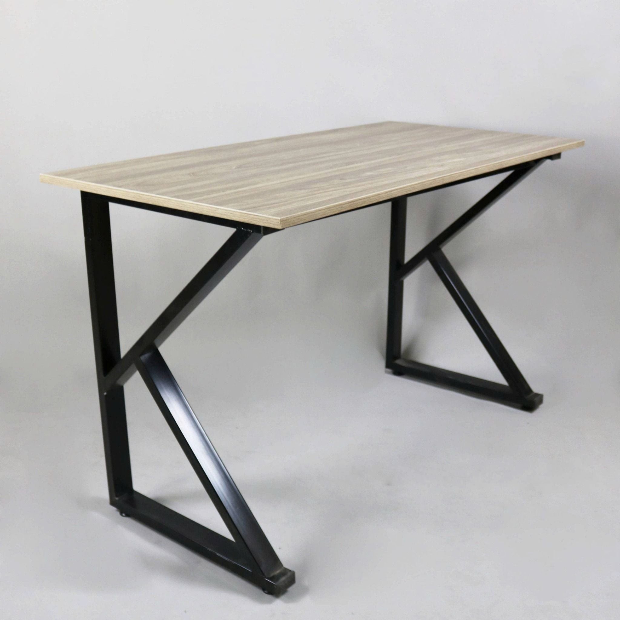 Bàn Gaming chữ K 1m4 | Khung đen, mặt vân gỗ