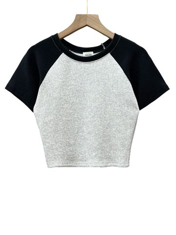  ÁO CROP RAGLAN, THÂN XÁM TAY ĐEN 