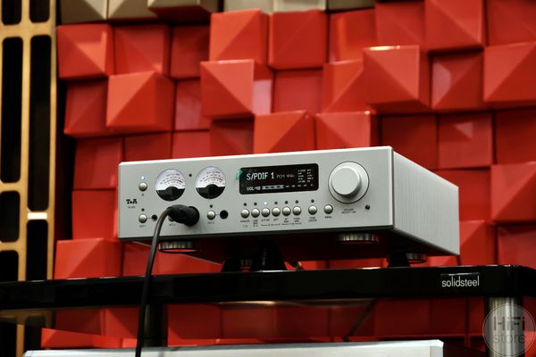 T+A HA 200 head-amp HiEnd đầu bảng