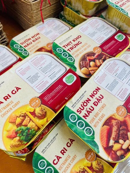 Sườn non hầm đậu Bếp O hộp 330gram