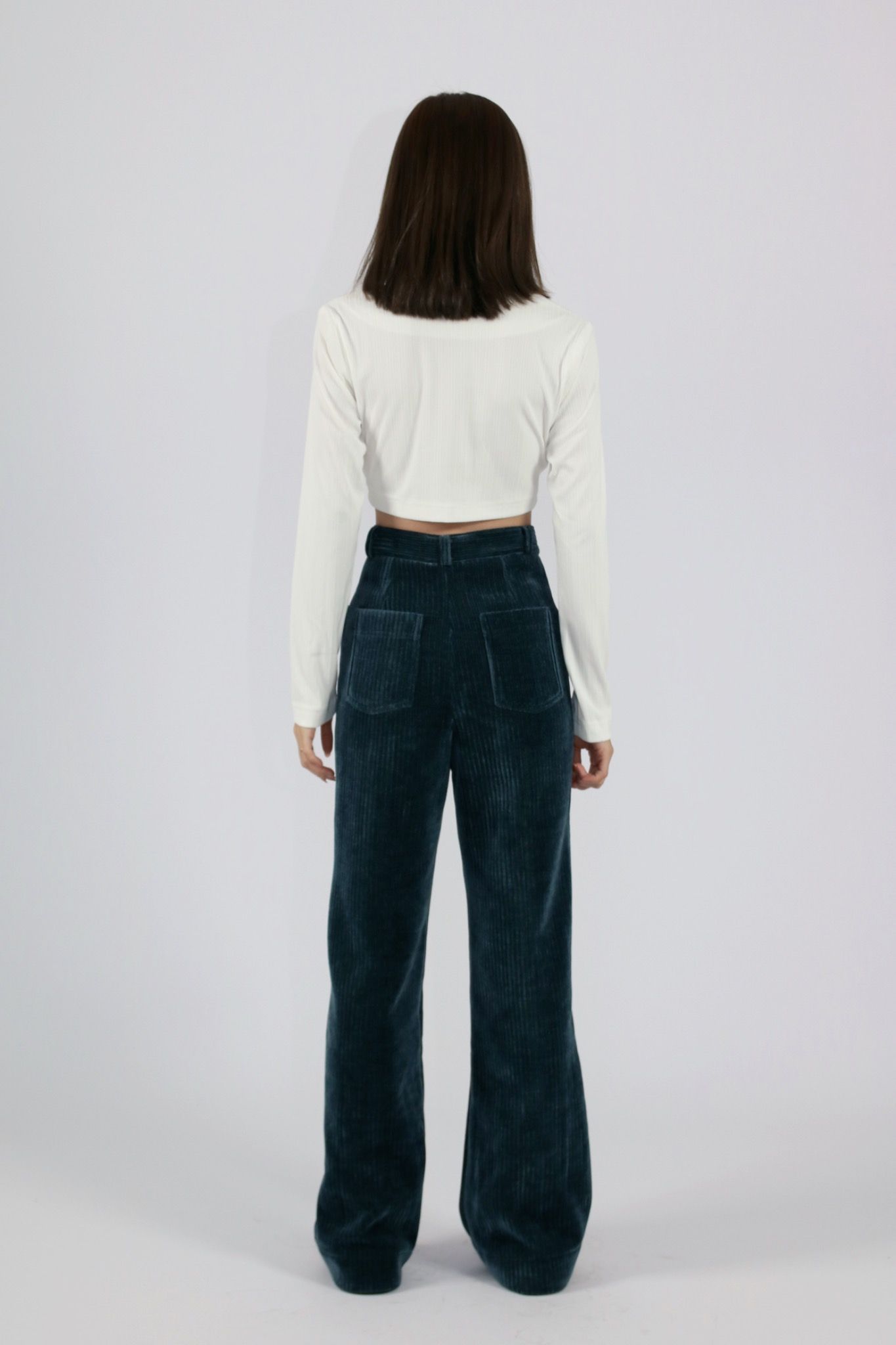  Spiral Wool Top - Trắng 