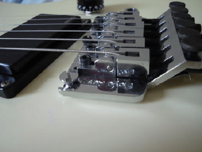 Dây đàn guitar của bạn trở nên cứng hơn