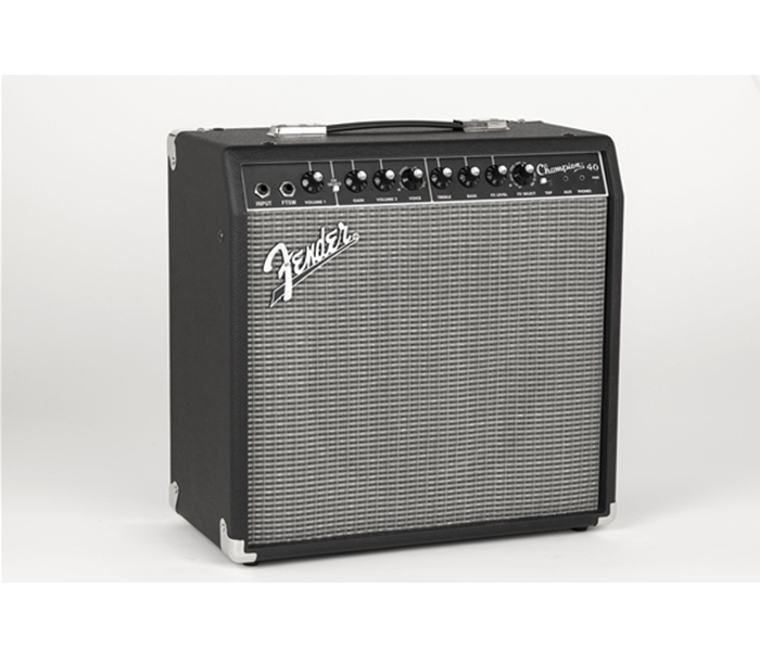 Fender Champion 40 230V EU giảm đến 1,3 triệu (Áp dụng đến hết 30/11/2019)