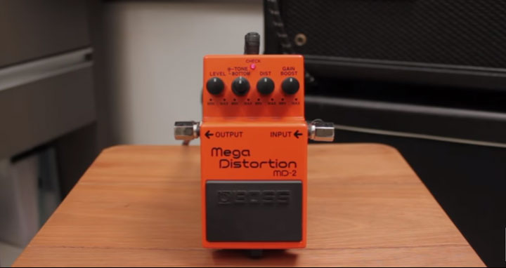 Boss MD-2 có thiết kế nhỏ gọn