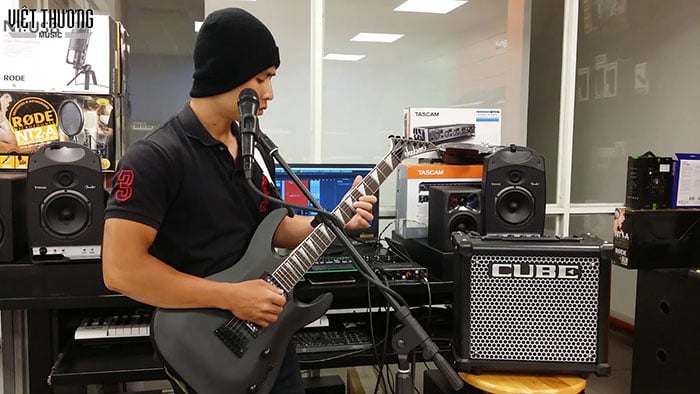 Amplier sẽ giúp bạn khuyếch đại âm thanh tốt hơn