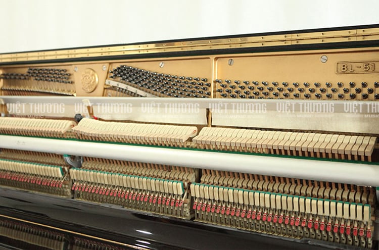 piano cũ Kawai BL51 có thiết kế chắc chắn