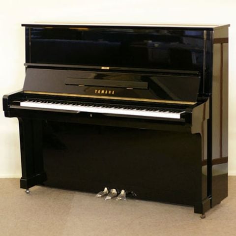  Yamaha U2H 