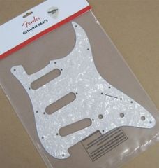 FENDER PHỤ KIỆN GUITAR WHITE PEARLOID PICKGUARDS 0992140000