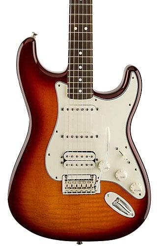 Deluxe Stratocaster HSS Plus Top cho phép bạn mở rộng các khả năng âm thanh của guitar điện