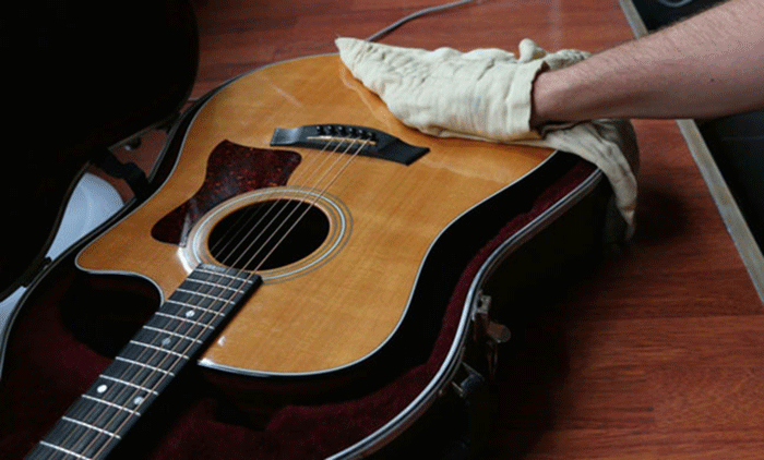 bạn nên bảo quản đàn Guitar trong bao đàn hoặc hộp đàn cẩn thận