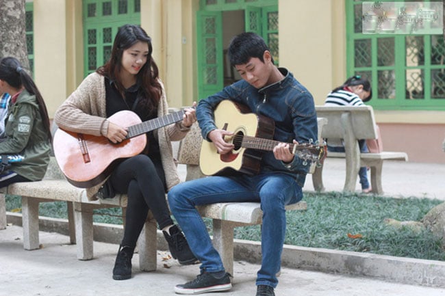 Đàn Guitar là loại nhạc cụ khá phổ biến và được rất nhiều người yêu thích