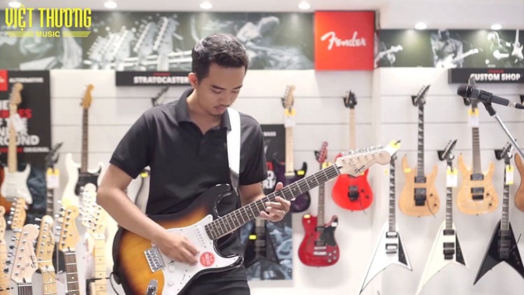 Những dòng Guitar điện bán chạy nhất Việt Thương