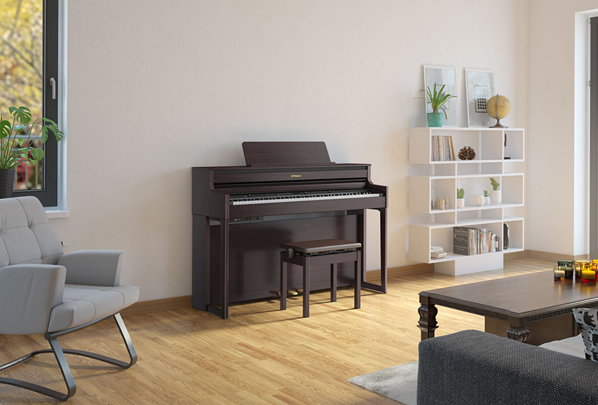 Roland HP704 cùng bạn sáng tạo âm nhạc mọi lúc, mọi nơi
