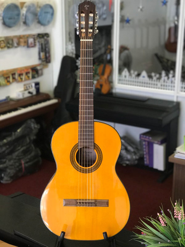  TAKAMINE ĐÀN GUITAR NYLON GC3-NAT