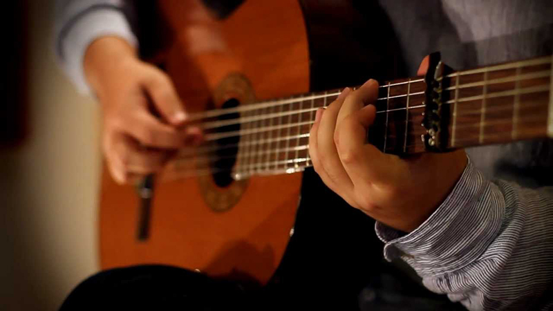 Top 10 đàn Guitar giá rẻ nhất tháng 6/2019 tại Việt Thương