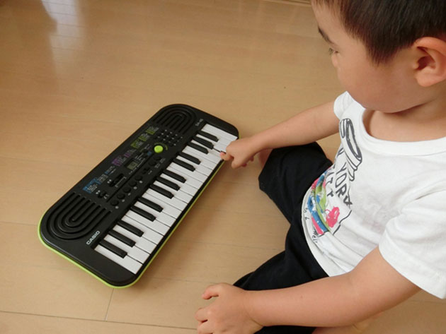 đàn organ cho bé mới chơi