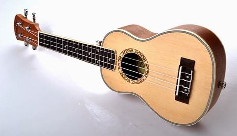  DEVISER UKULELE SOPRANO SAPELE 21" UK21-50 