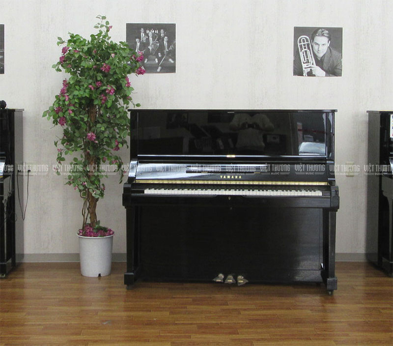 đàn piano yamaha được bán tại việt thương shop