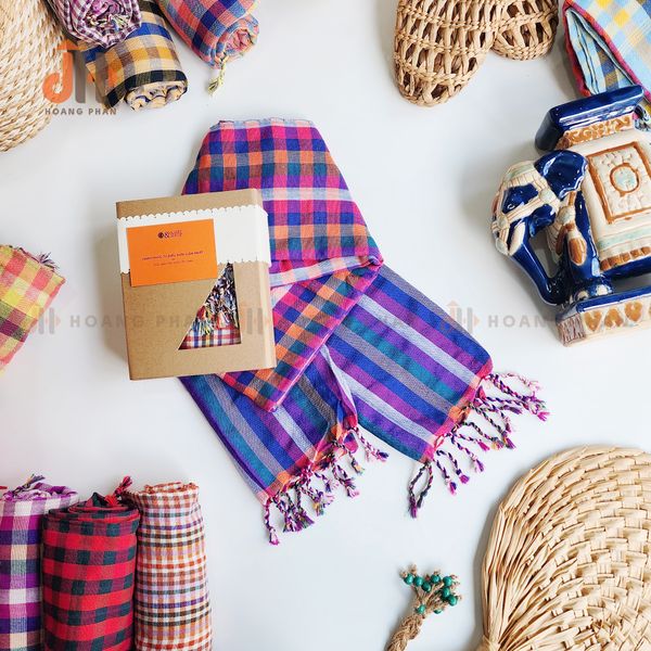 [Quà tặng Văn hoá] Khăn rằn truyền thống caro lớn – Ổ GALLERY & SHOP