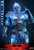 [ĐẶT TRƯỚC] HOT TOYS MMS800 BATMAN & ROBIN : MR. FREEZE (DELUXE VERSION) 1/6TH SCALE COLLECTIBLE FIGURE
