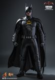 [ĐẶT TRƯỚC] HOT TOYS MMS712 - THE FLASH BATMAN (MODERN SUIT 2023)